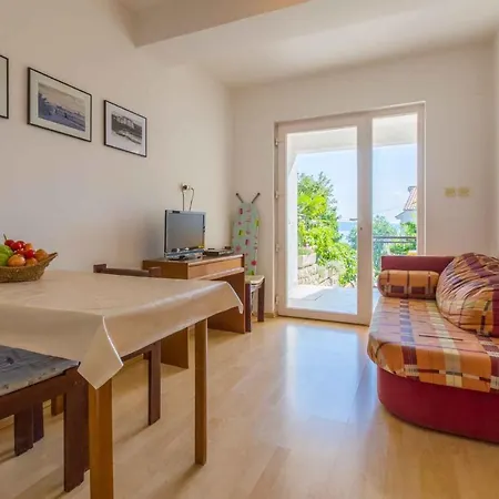 Apartment In Crikvenica With One-bedroom 6 *
