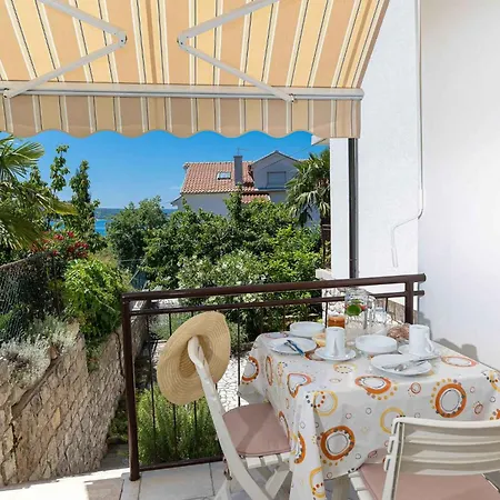 In Crikvenica With One-bedroom 6 Apartment