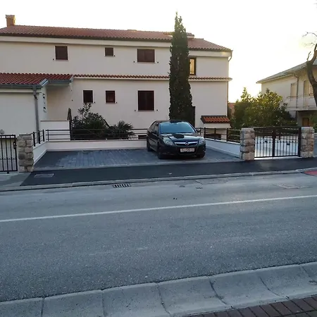 Apartment In Crikvenica With One-bedroom 6 *